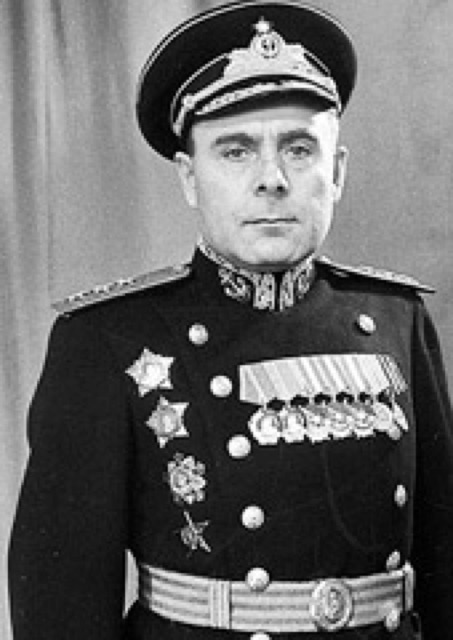Арсений Головко
